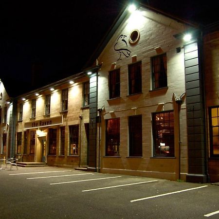 The Raven Hotel Корби Екстериор снимка